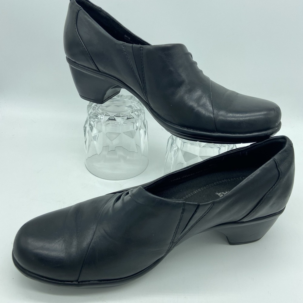 Clarks Women's Size 7M "Wyld Foxtrot" 84116‎ Leather Slip-Ons w/Ruching